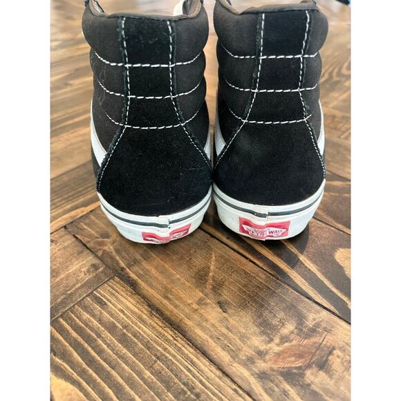 Vans Classic Skater Core Sneaker Shoe Women 7 Neutral Skateboarding High Top - Picture 6 of 9